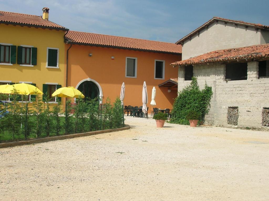 Agriturismo Colombarola Сона Екстер'єр фото