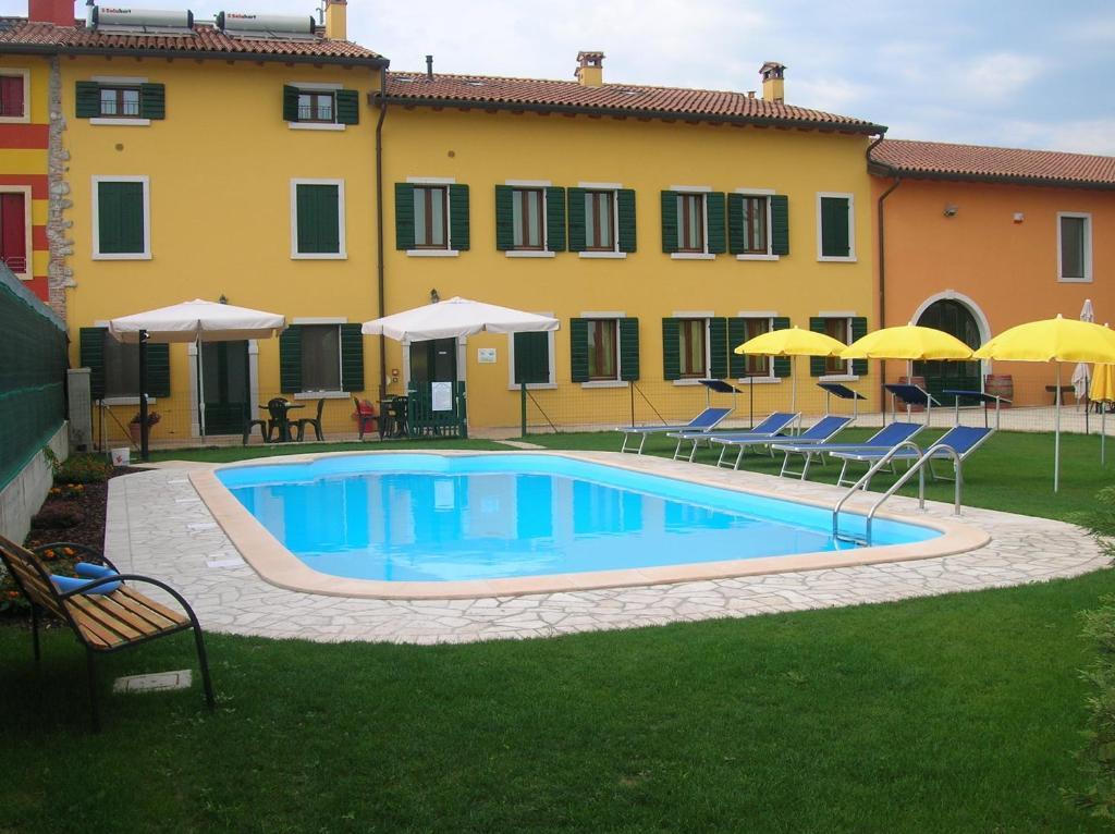 Agriturismo Colombarola Сона Екстер'єр фото